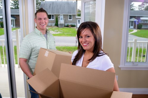 Customer booking details and quotation review for a house removal
