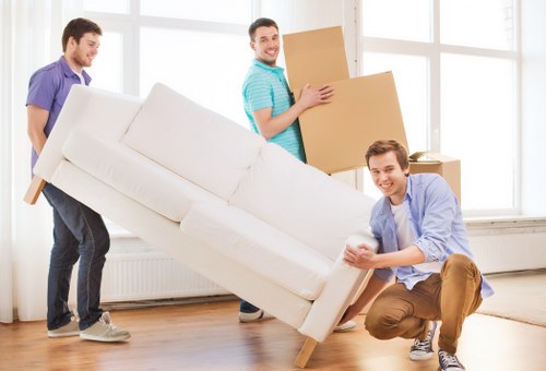 Local moving van help for houses and flats in Dulwich