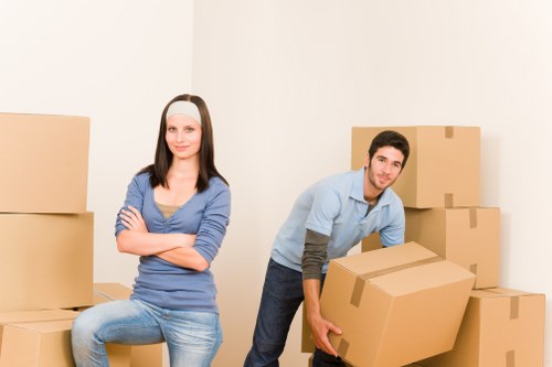 Local moving van serving homes in Dulwich