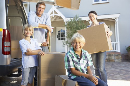 Keyboard navigation support for local removal company information